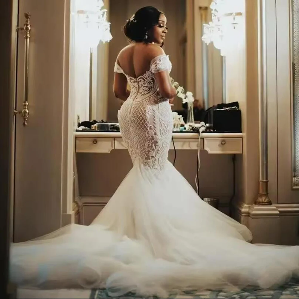 Vestidos de novia elegantes de sirena africana Aso Ebi, vestidos de novia con cuentas de cristales y hombros descubiertos, vestido de novia personalizado con cuello en V