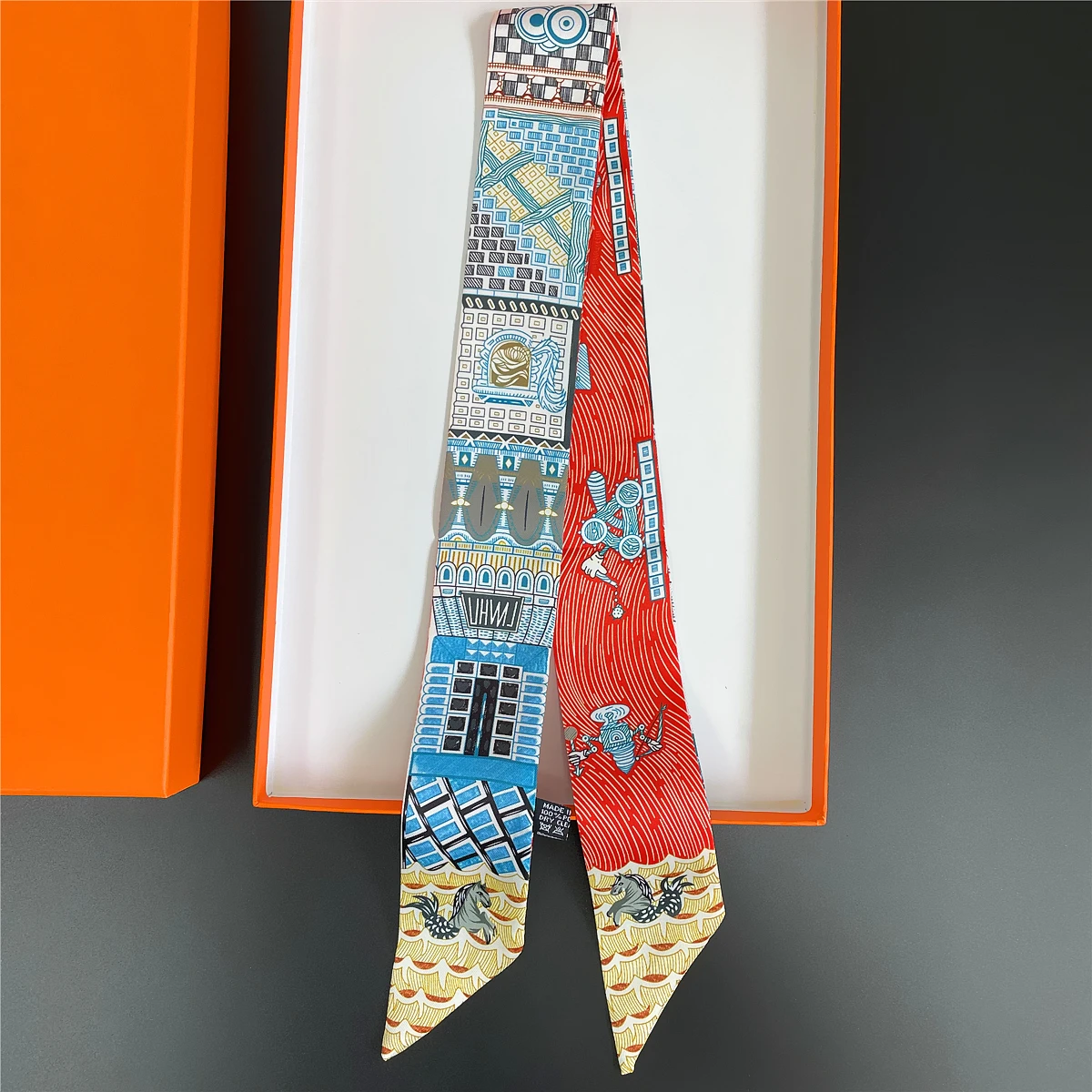 Marke Design Twill 100% Seide Schal Luxus Mode Schal Frauen Foulard Dünne Tasche Schals Neue Heiße Halstuch Haar Stirnband