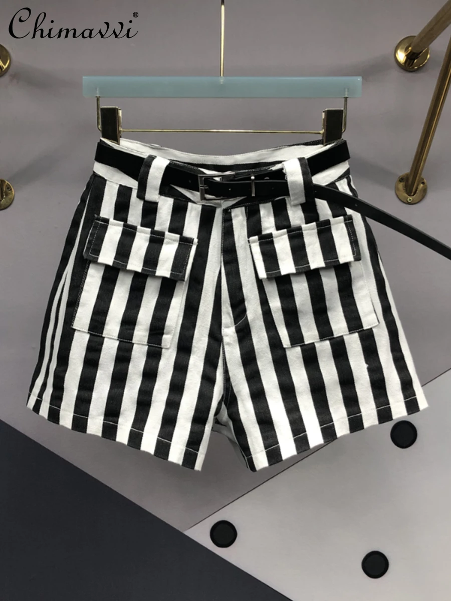 

Women 2022 Summer Fashion Black White Striped Denim Shorts Ladies Casual Elegant High Waist Slimming A- Line Wide Leg Hot Pants