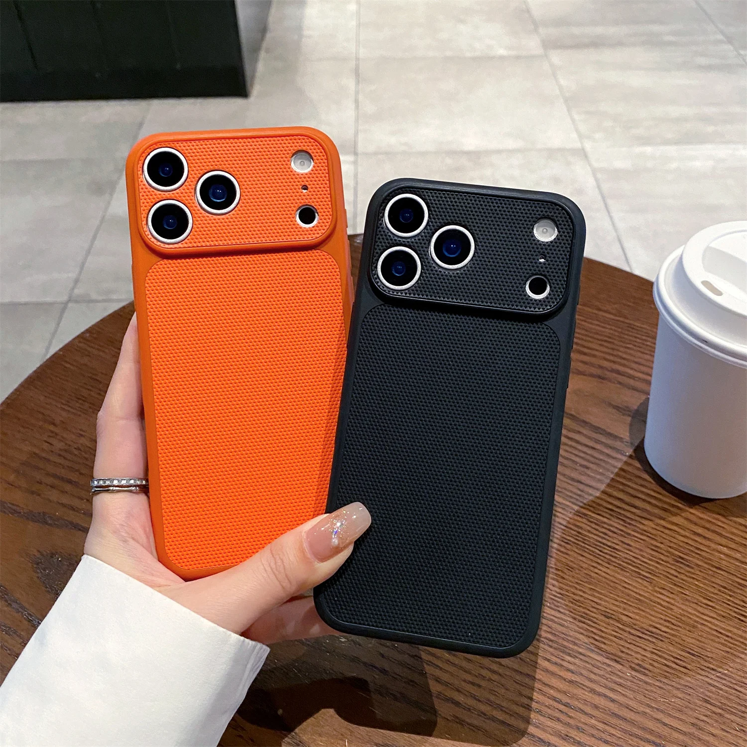 Instant 17 Series D…