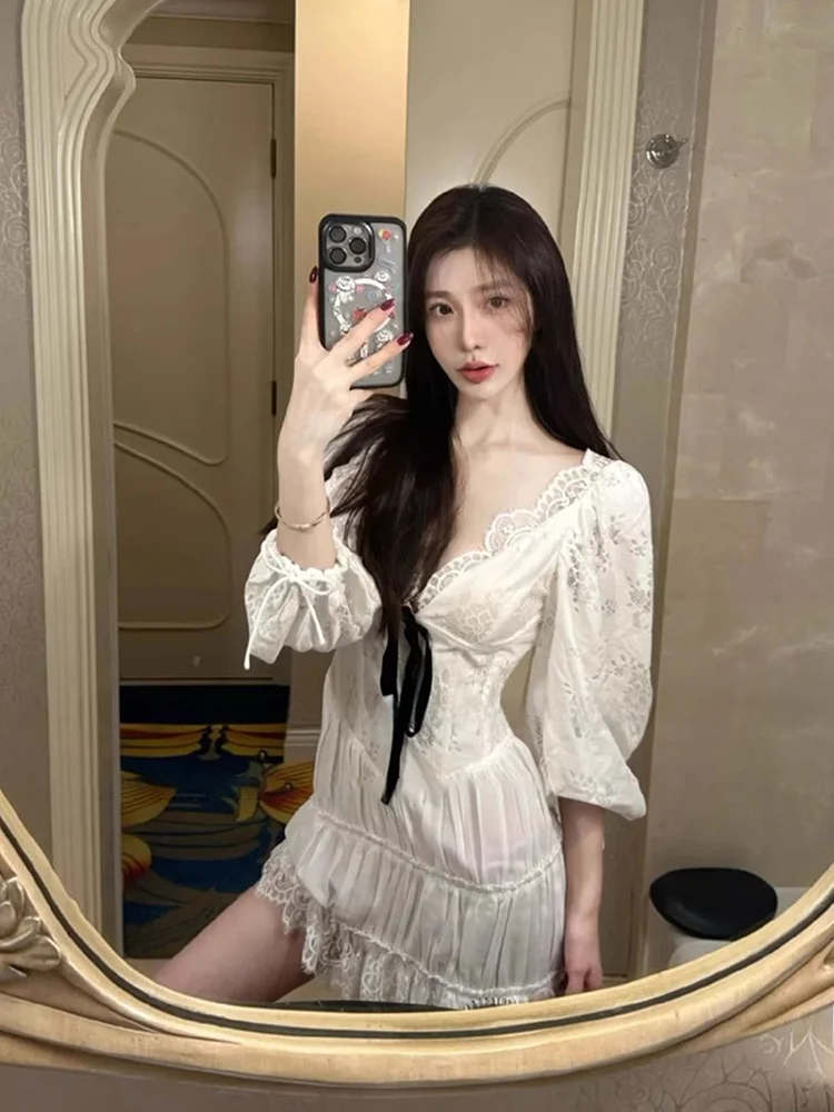 梅衣-stazf7-プラスサイズ-レース-vネック-ワンピース-レディース-秋-バレエ風-透かし彫りトリム-ショートスカート-フレンチスタイル-ハイウエスト-aラインワンピース