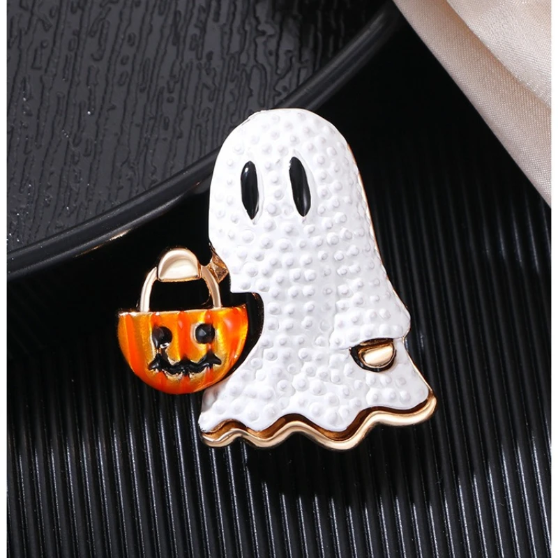 Halloween Ghost Pumpkin Brooch Festival Party Business Casual Gift Metal Badge Pin DIY Clothing Bags Hat Scarf T-shirt Accessory