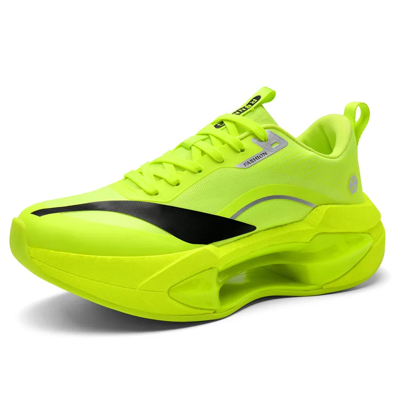 Ultralight Soft Men Sports Shoes Comfy Breathable Fashion Women Outdoor Flat bottom Shoes Non-slip Wear Resistant Unisex Cortez