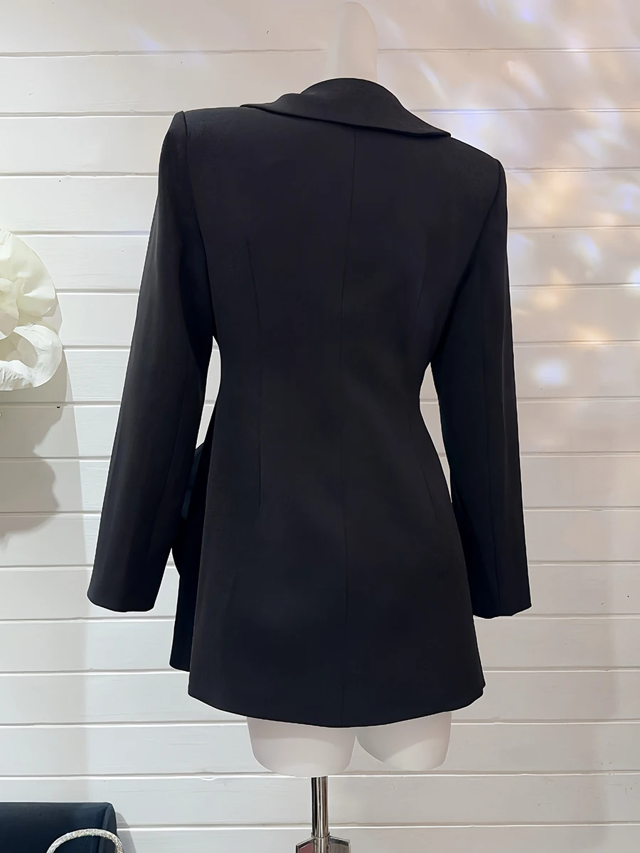 TWOTWINSTYLE Solid Spliced Appliques Slimming Jackets For Women Lapel Long Sleeve Temperament Chic Coat Female Fashion Style New