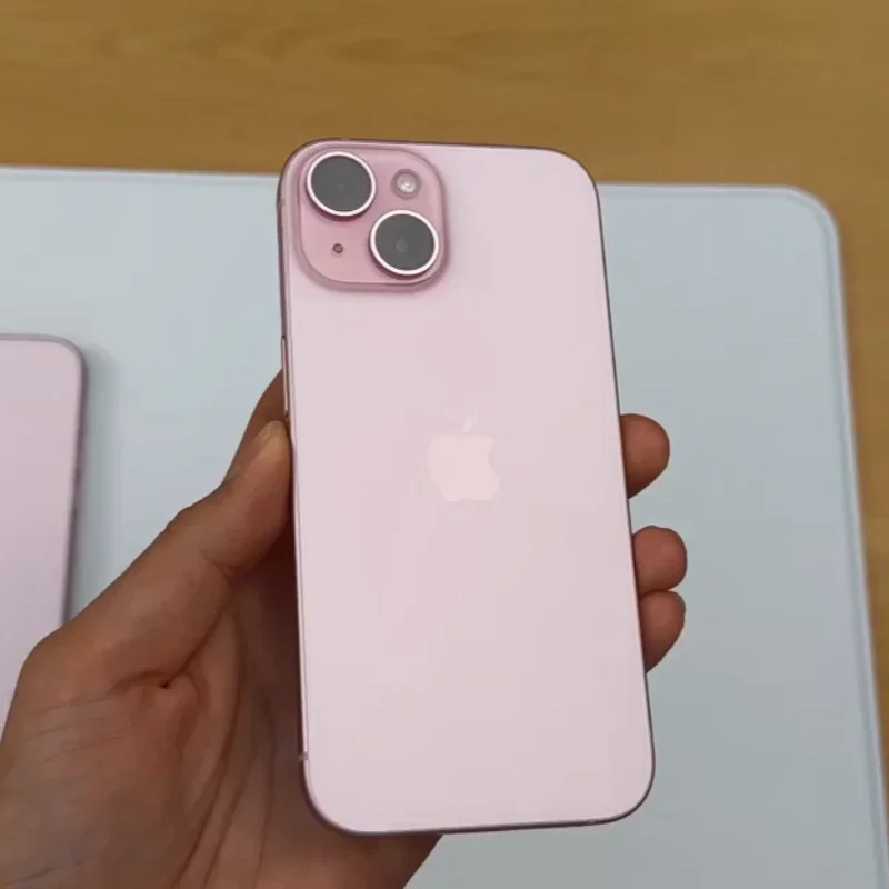 هاتف Apple iPhone 15 الأصلي بشريحة مادية وذاكرة وصول عشوائي 6 جيجابايت وذاكرة قراءة فقط 128 جيجابايت/256 جيجابايت IOS 6.1 بوصة OLED معرف الوجه NFC A16 يستخدم iPhone15 الذكي المحمول