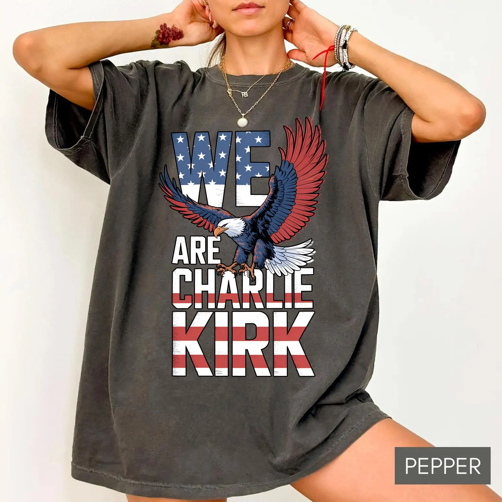 Orar por Charlie Kirk Camisa Patriótica Charlie Kirk Camiseta Unisex a Base de Fe Concientización Política Charlie Kirk RIP