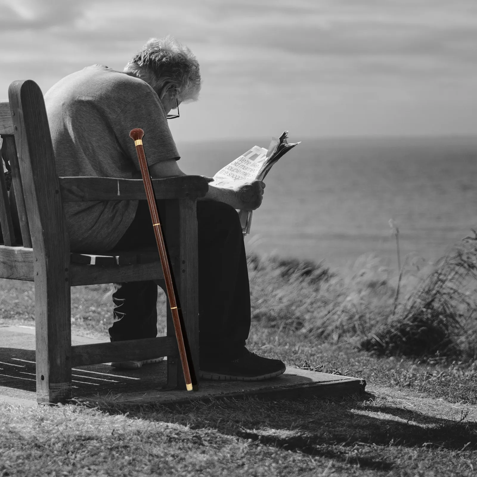 

Трехсекционная деревянная трость-опора с противоскользящим покрытием для мужчин, женщин и пожилых людей, портативная, для активного отдыха и походов