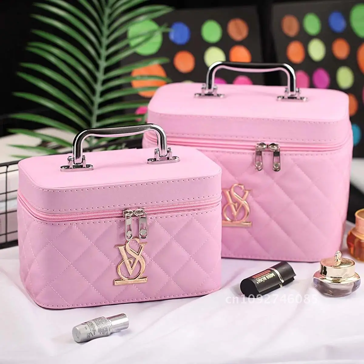 

Wholesale set LOGO makeup bag makeup capacity portable simple products large box care travel small box storage portable skin