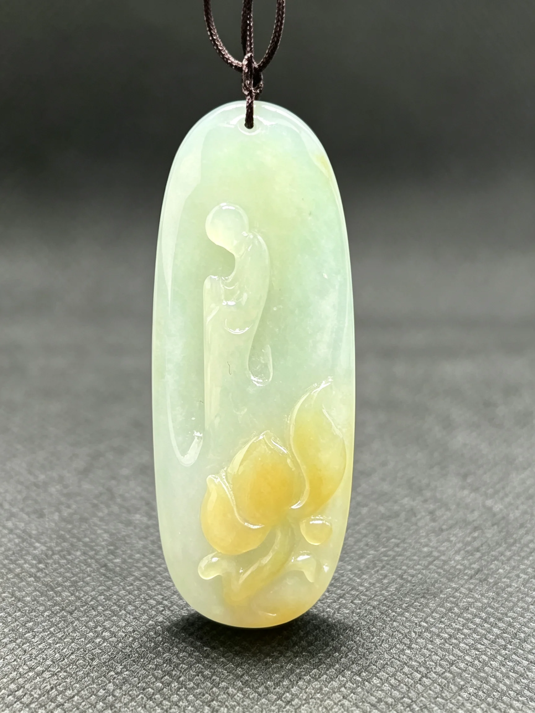 Jade Lotus Pendant Accessories Necklace Chinese Amulets Carved Charm Designer yellow Jewelry Talismans Natural Gift Gemstones