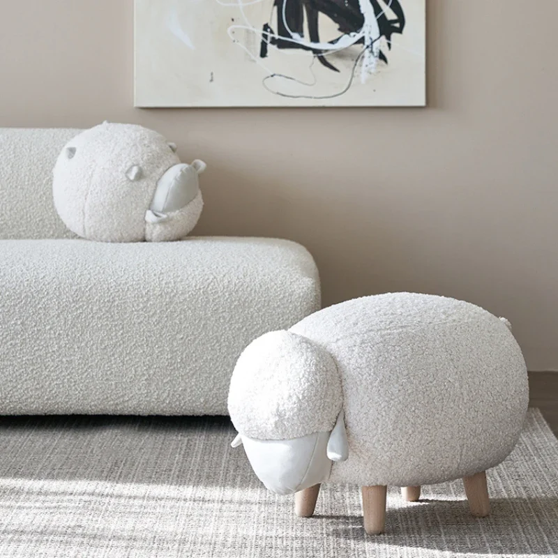 Sheep chair made of simple natural wood, creamy white imitation wool, small lamb leisure seat pedals