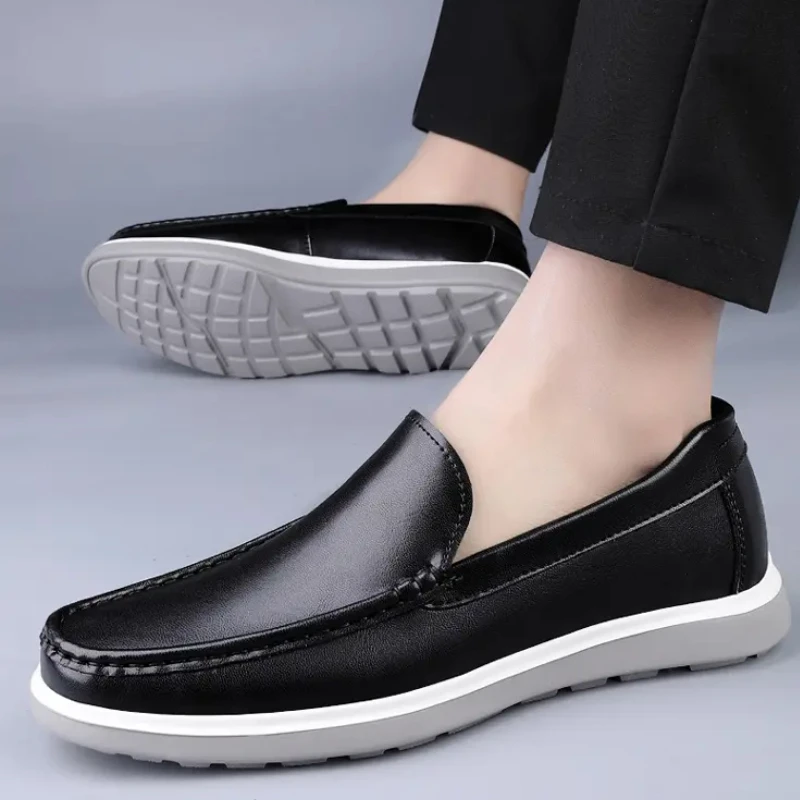 Men's Loafers Spring Handmade Round Head Sneakers Casual Thick Bottom Lightweight Non-slip Comfort Soft Sole Walking Shoes