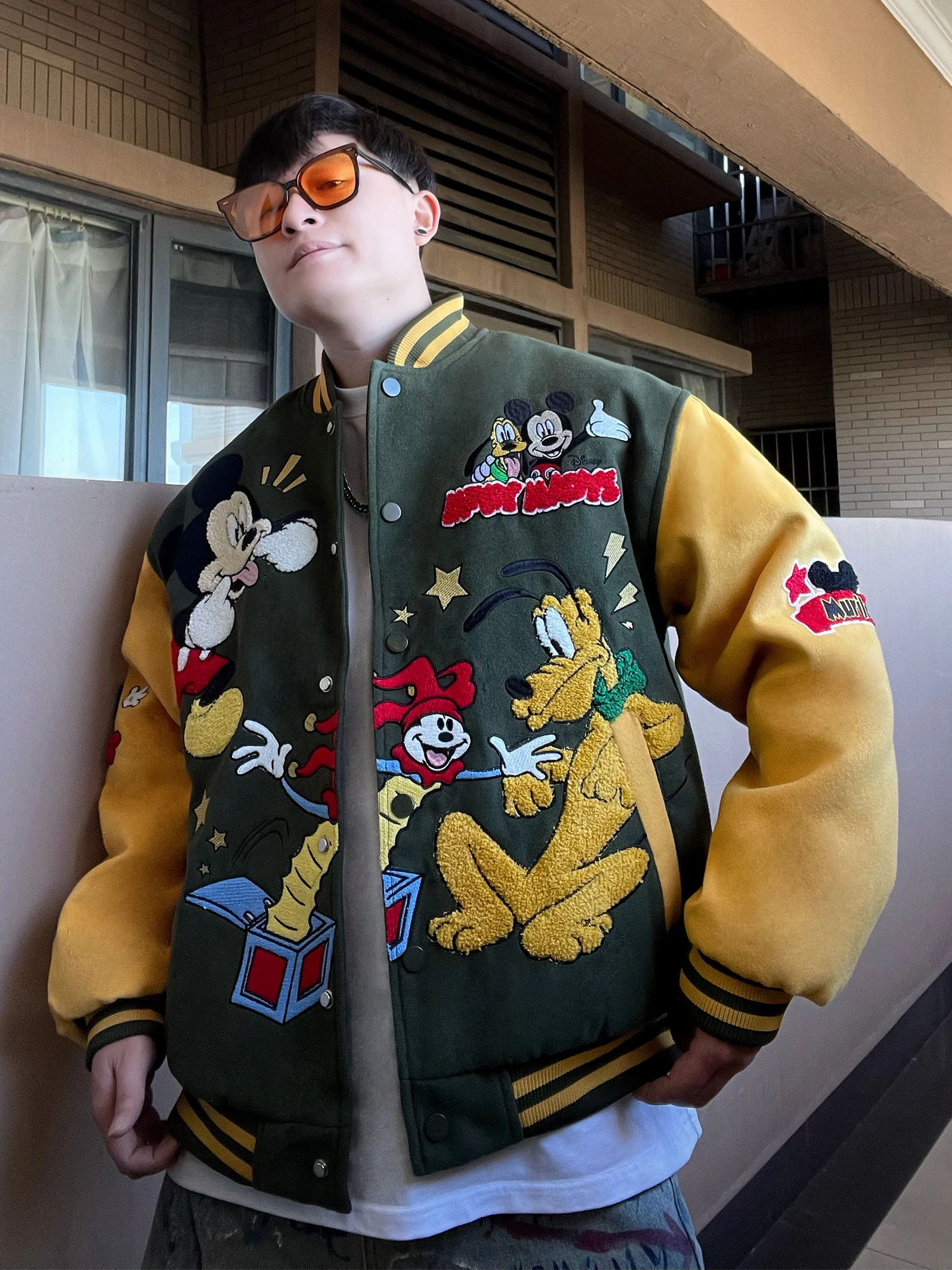 

Thiened Cotton Baseball Jaet for Men with Embroidery Pattern Loose Fit Youthful Sle Autumn Winter Coat