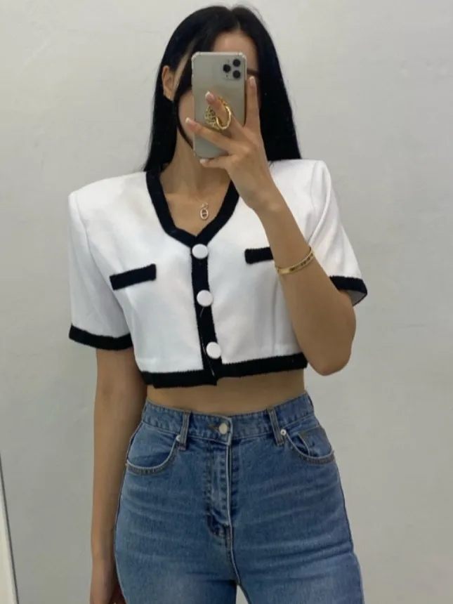

Chic V-Ne ort Open Cardigan Women's Top Color Blo Design Bore Hole ature Youth Sle Trendy Outerwear