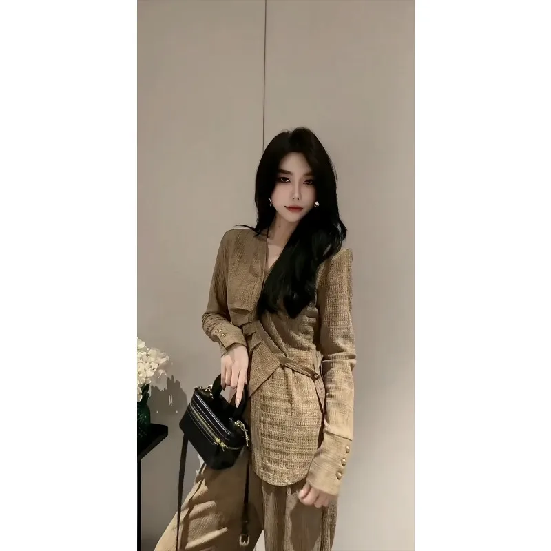 Casual Fashion Suit for Women Autumn and Winter New Button Long-sleeved T-shirt Women's Wide-leg Pants Temperament Two-piece Set