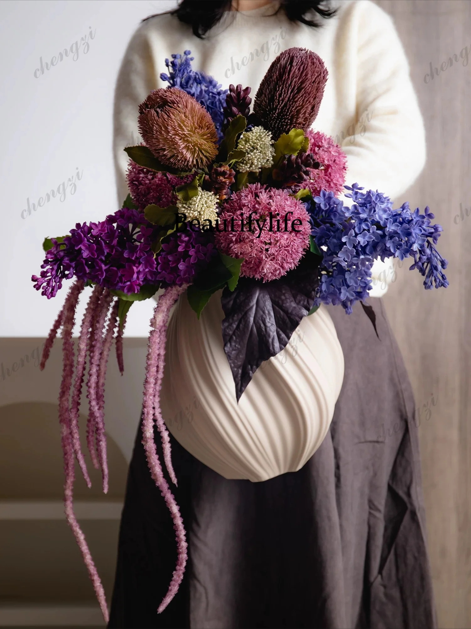 French ceramics, vase, flower arrangement texture flower ware high-grade high-temperature high-density porcelain clay