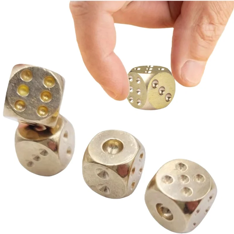 

2/3/4/5/6Pcs 15mm Metal Dice Solid Brass Gold High-Quality 6-Sided Game Dice Hand Polished Stress Relieving Family Gathering Toy
