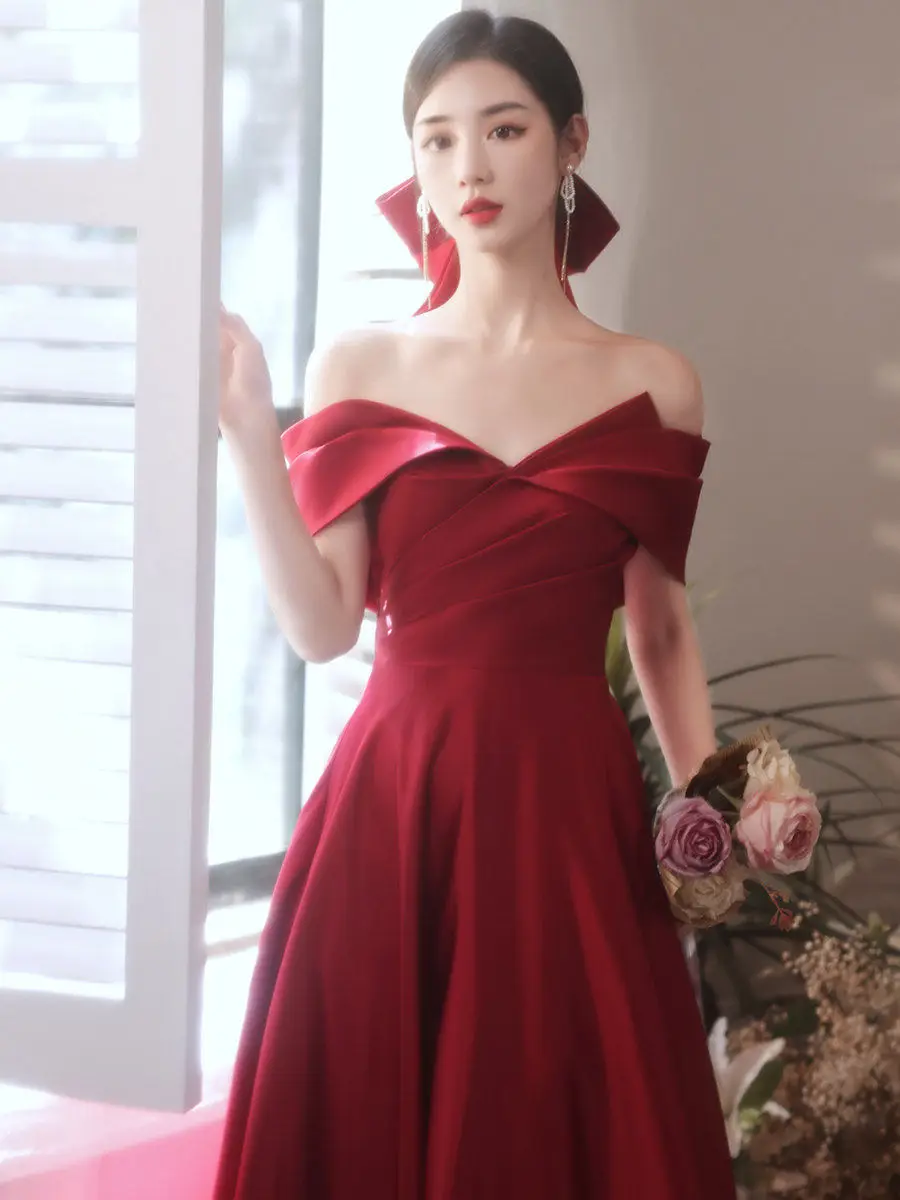 

Красное атласное вечернее платье на одно плечо, простое и элегантное, для помолвки, свадьбы, церемонии возвращения домой, длинное, А-силуэт, с юбкой-макси