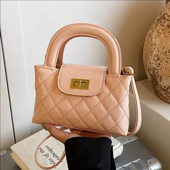 

2025 Summer New! Stylish Quilted Small Square Handbag for Women - Trendy Minimalist Crossbody/Shoulder Bag, Versatile & Casual