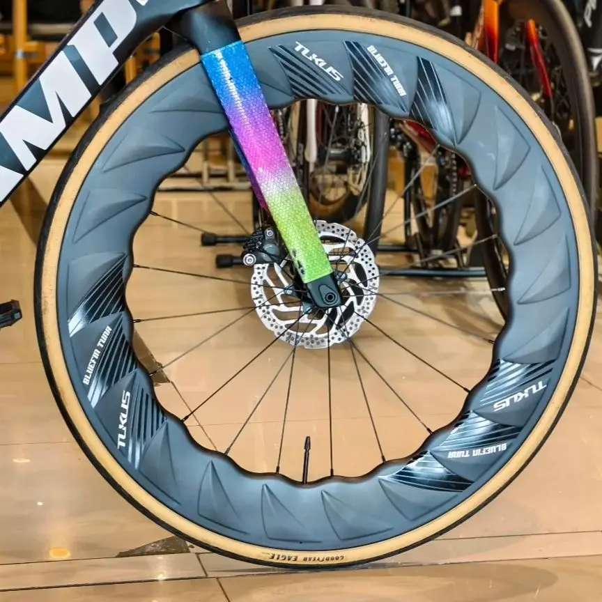

TUKUS NEO Carbon Road Bike Wheels 700C*88mm Center lock Disc brake carbon Wheelset clincher tubeless Width 28mm for HG/XDR HUBS