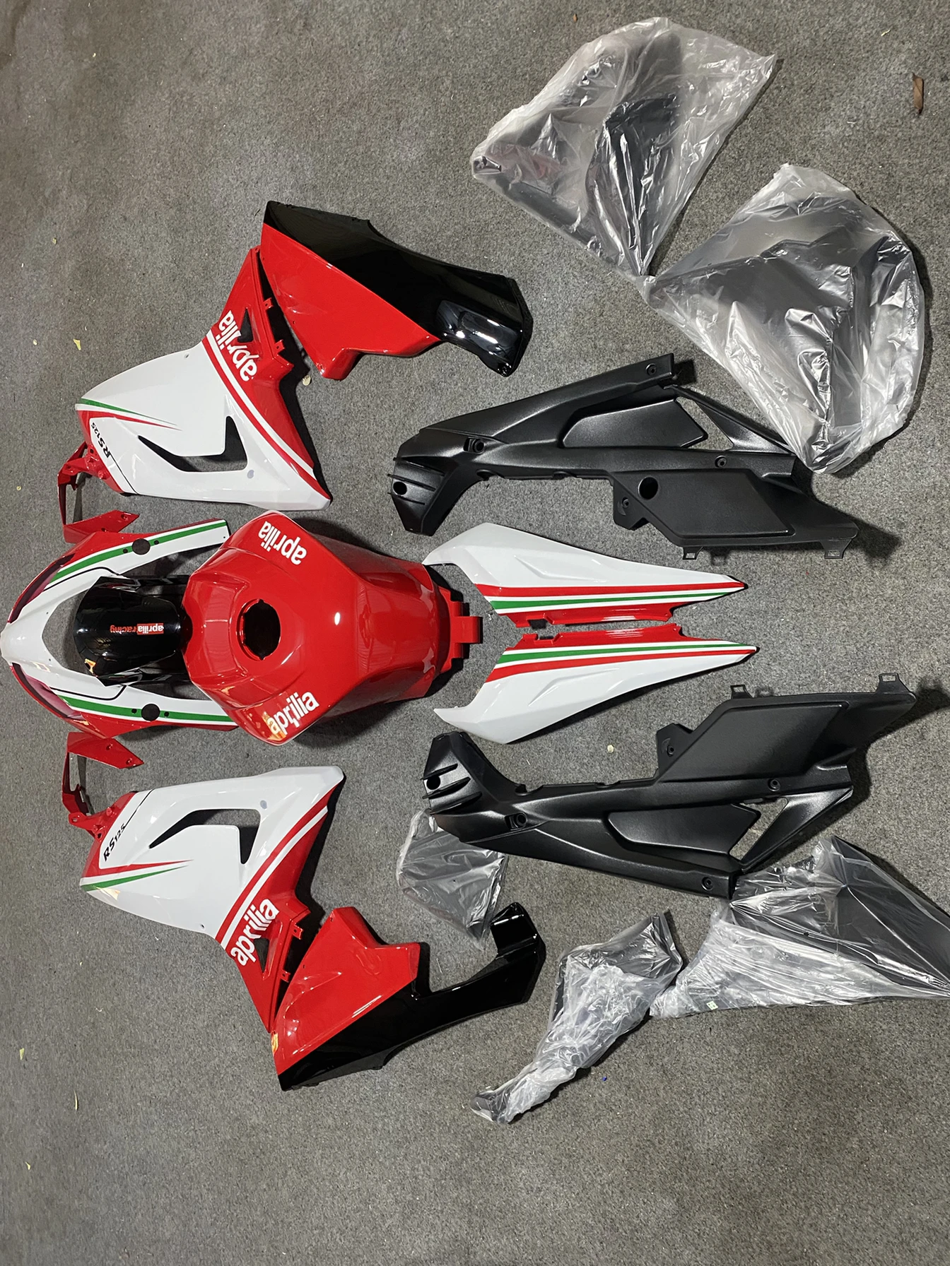 Injection mold Fairing kit for Aprilia RS125 06 07 08 09 10 11 RS 125 2006 2010 2011 red white Fairings set