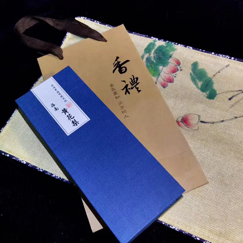 Handcrafted Natural Incense Sticks, Pure Mild Fragrance, Calm Anxiety, Ideal for Yoga Meditation, Elegant Wooden Gift Packaging