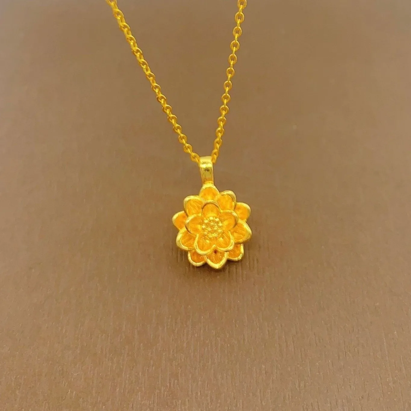 

AU999 Fortune Lotus Pendant Women 24K Gold - Anti-deform, bold lotus, meaningful fortune symbol