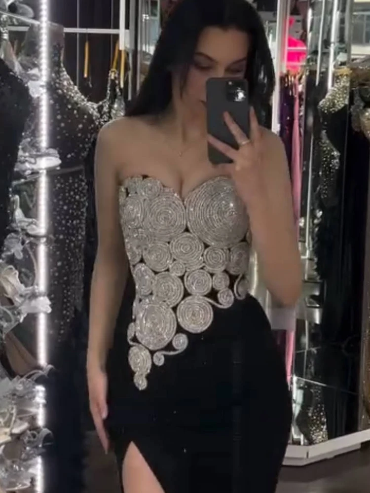 VC Black Velvet Long Prom Dress Strapless Sparklingly Beads Appliques Details Side High Split Celebrity Party Evening Gown