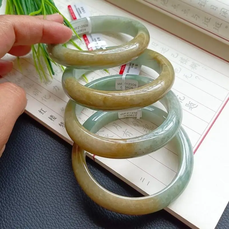 Pure natural Burmese A-grade, waxy texture, moist and translucent with floral patterns, wealth-attracting yellow jadeite