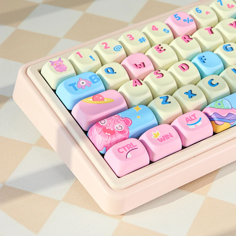 Little Cute Beast Keycaps Custom PBT MOA Profile Point Keycap Cute Pink Cartoon Anime Key Cap for Gaming Mechanical Keyboard