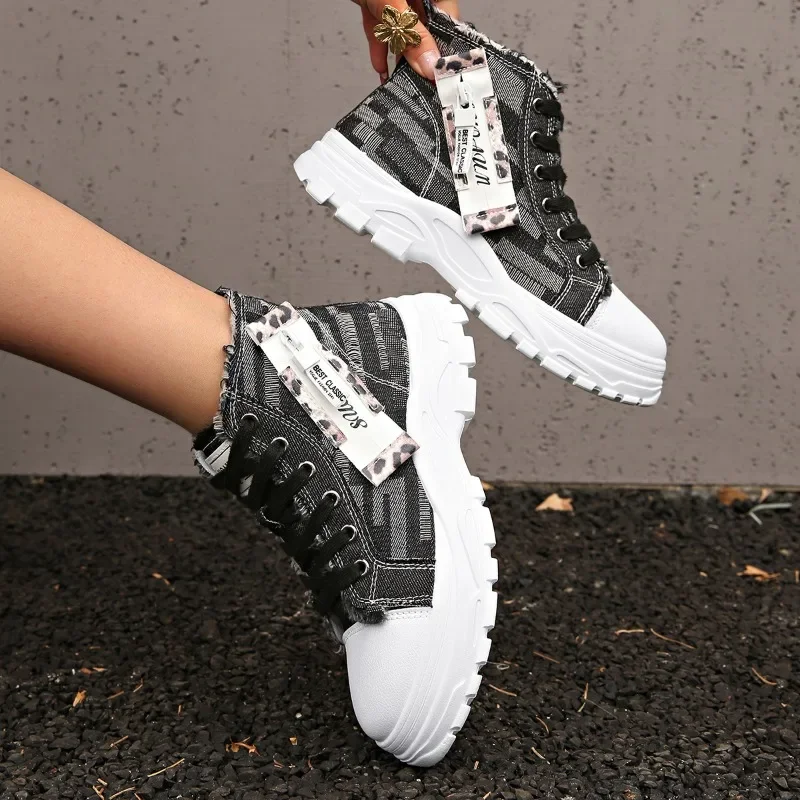 Plus Größe 2025, Schuhe Weibliche High Top frauen Vulkanisieren Schuhe Outdoor Frauen Turnschuhe Plattform Täglichen Denim Damen Casual Schuhe