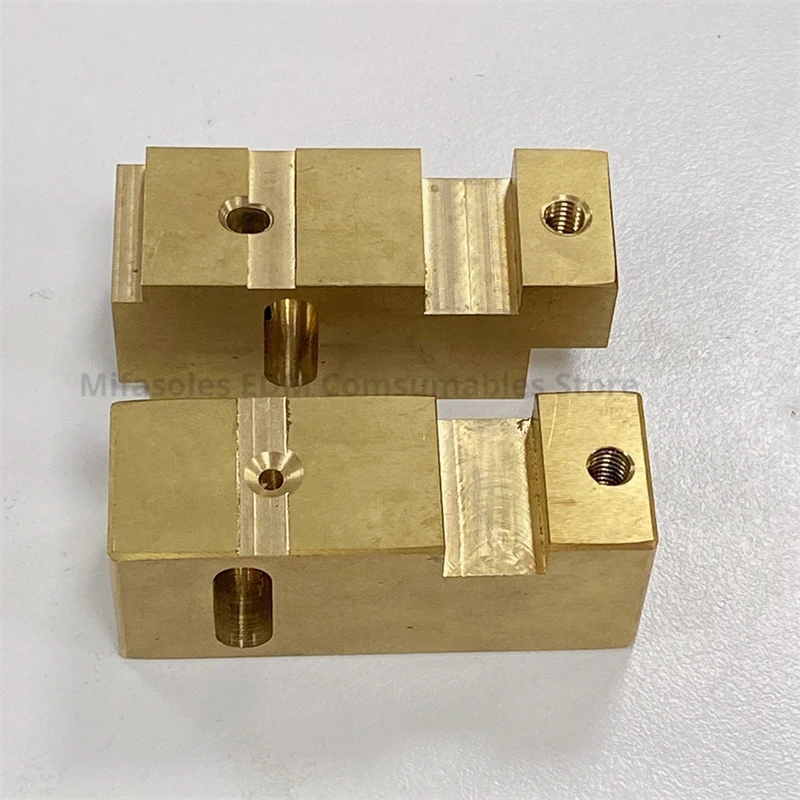 EDM S867 Upper Head Copper Base 63x22x26mm 63x22x26mm Die Brass Block M50A/M50B Energizing Block for SEIBU wire-cut machine