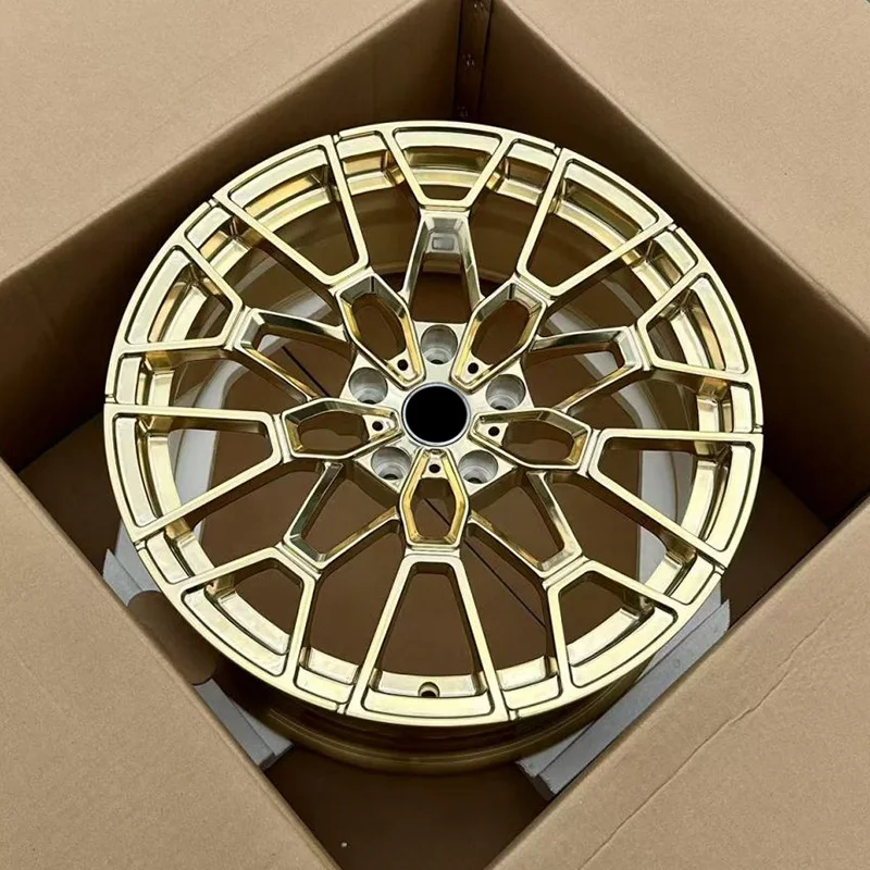 

Популярный дизайн 827M: Золотисто-бронзовые кованые диски 20 дюймов 5x112 на заказ для BMW M4 G82 CS CSL M530 G80 M3 X3 I3