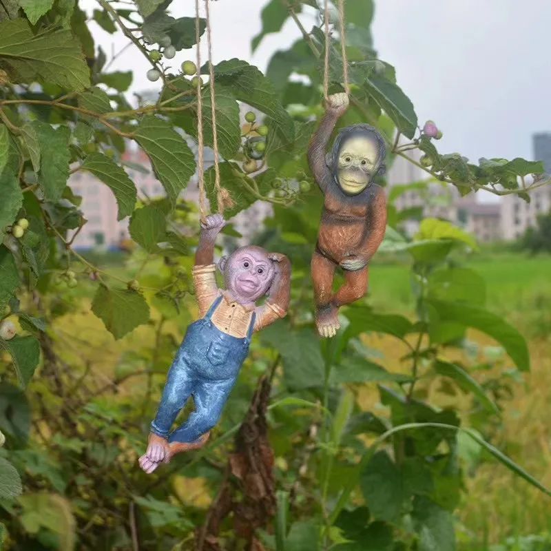 Outdoor Garden Decoration Monkey Tree Rope Hanging Statue Creative Simulation Animal Sculpture Resin Little Monkey Pastoral Deco