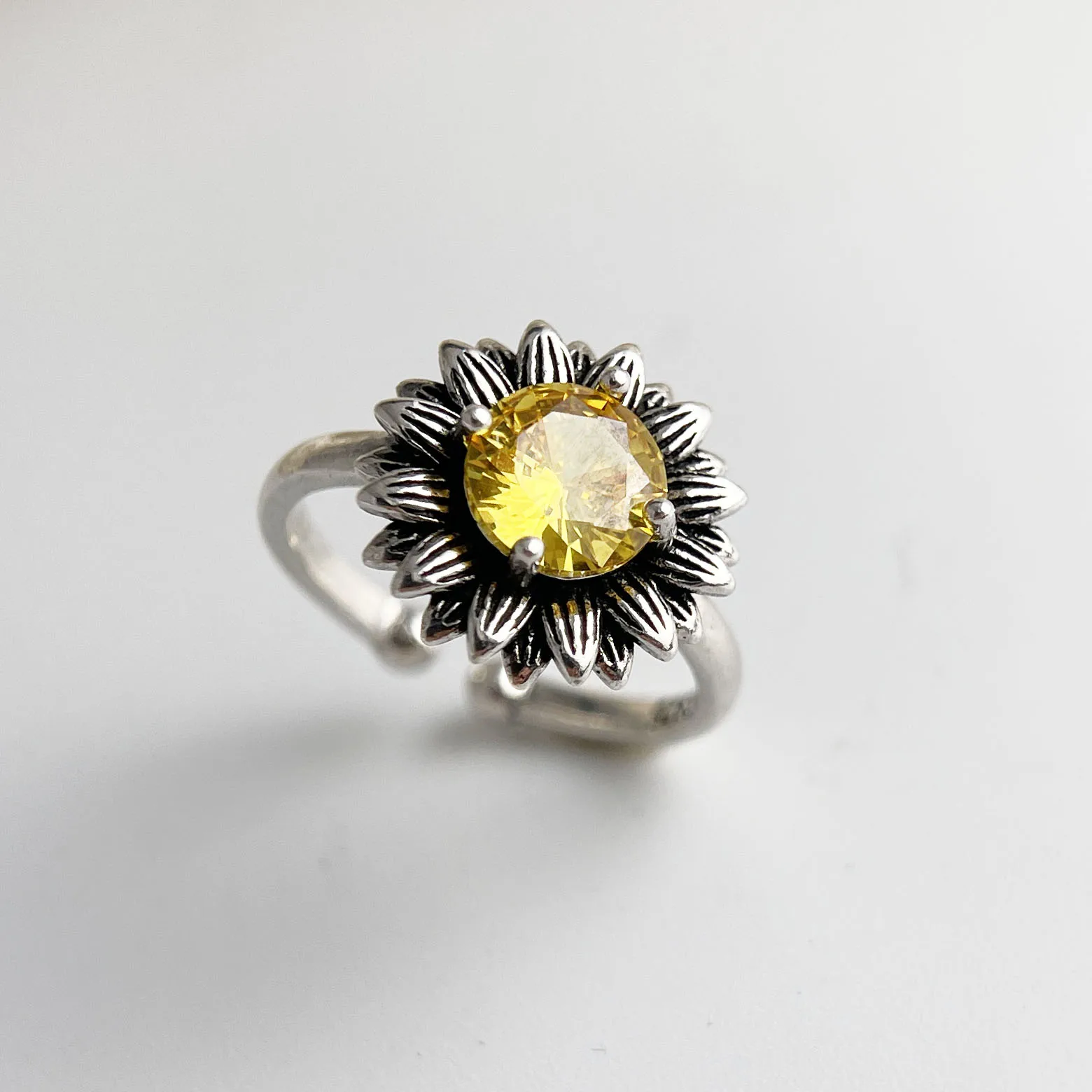 925 فضة خواتم للنساء زوجين الحد الأدنى اليدوية بسيطة الأصفر زهرة الزركو خاتم غرامة مجوهرات هدية منع الحساسية