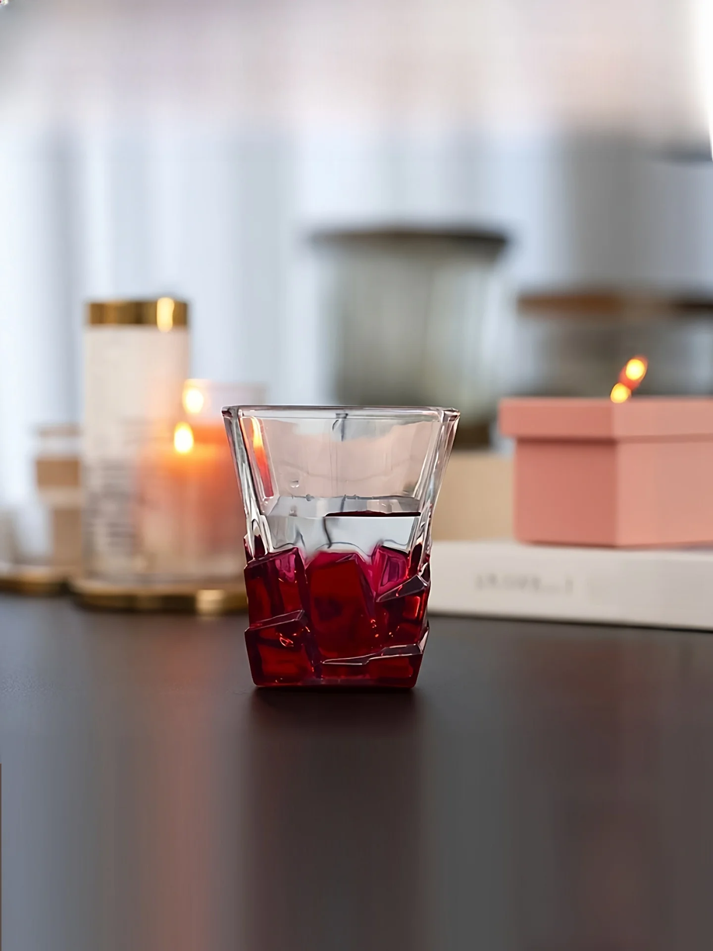 LunTime Crystal Whiskey Glass Red Creative Luxury Home Use Sensation Retro Nordic Style Glass Cup for Fine Dining And Beverages