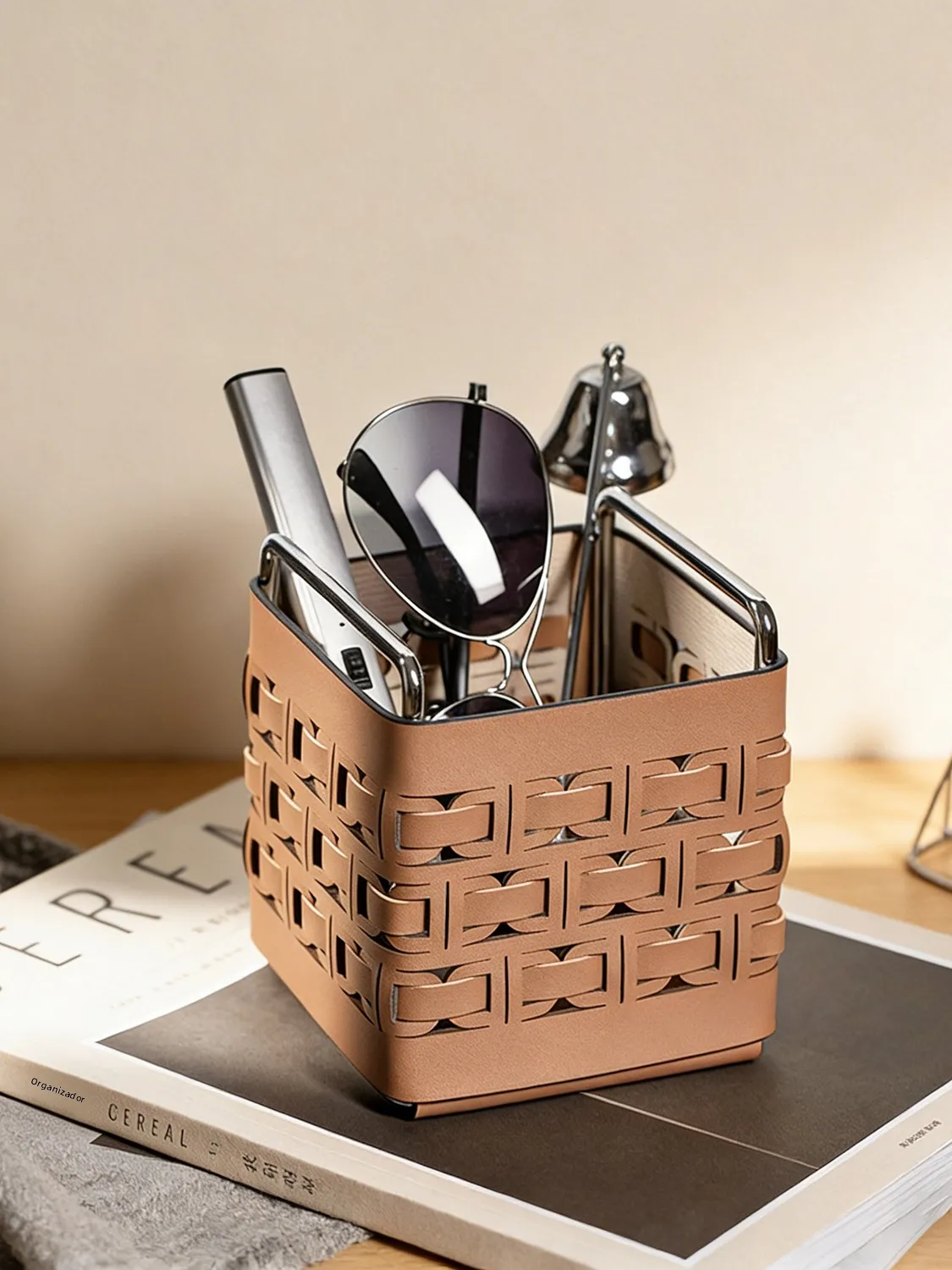 fashionable-woven-pattern-desktop-organizer-pen-holder-hollow-out-office-desk-writing-supplies-storage-box-simple-luxury-style