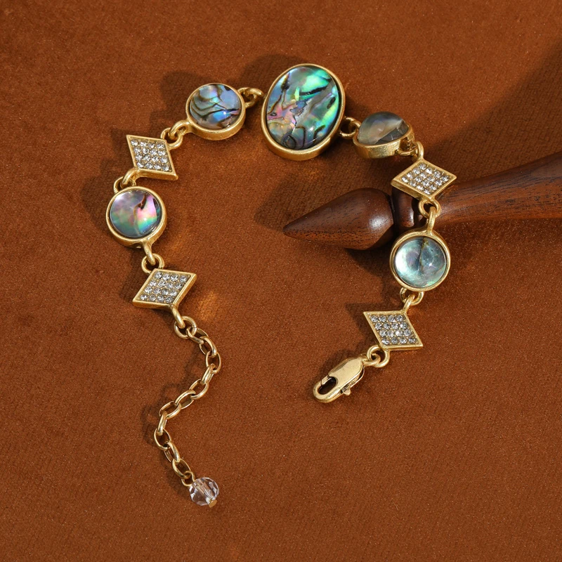 

Vintage Bright Abalone Shell Bracelets Geometry Antique Gold Plated Rhinestone Woman Retro Jewelry Engagement Bridal Decoration