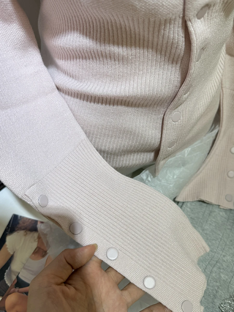 الوردي تويست القطن طويل الأكمام سترة مشغولة من الصوف المرأة زر بسيط عادية نمط Preppy البلوز الحلو لطيف بسيط سترة علوية جديدة