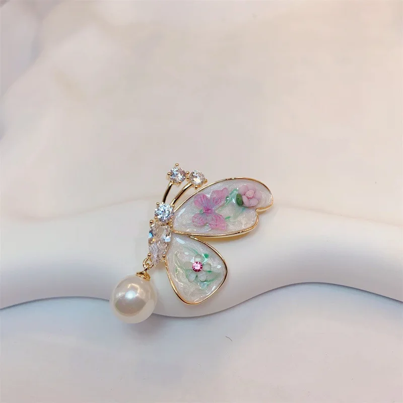 Chinese Style Gradient Purple Hand Painted Butterfly Brooch Sparkly Zircon Faux Pearl Lucky Blessing Elegant Pin For Women Dress