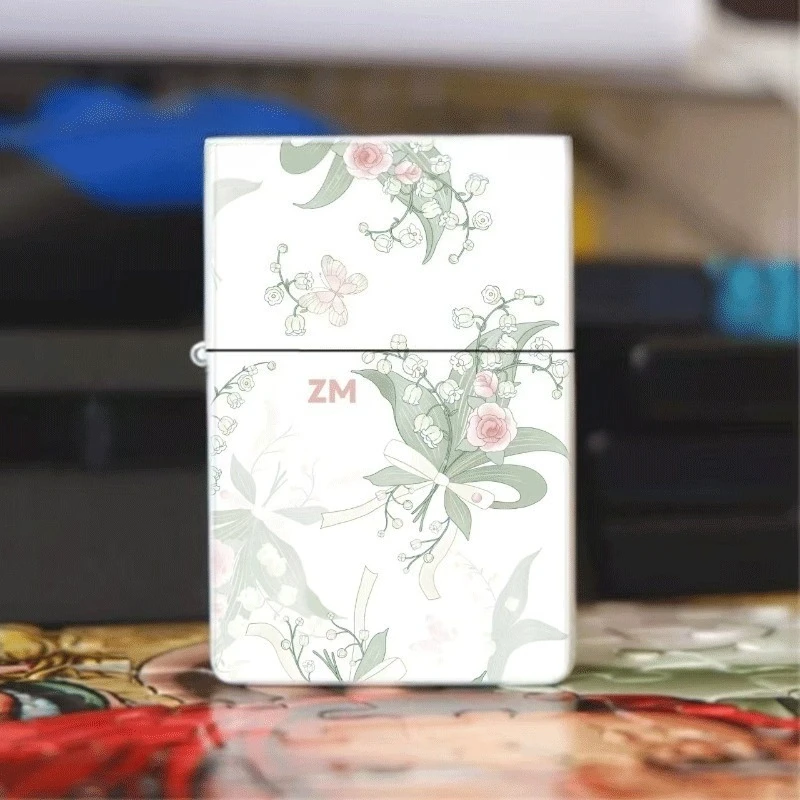 2026 New Creative Blooming Retro Style Rose Pattern Metal Kerosine Windproof Lighter, Holiday Birthday Gift for Men and Women