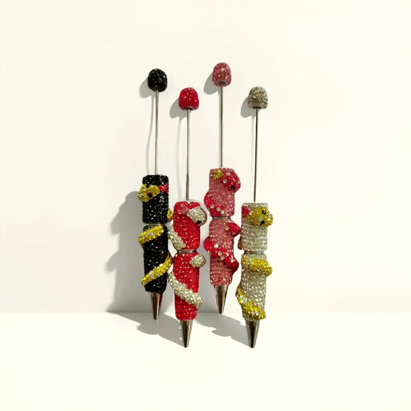 

4Pcs Popular DIY Beaded Gift Pen Creative Cartoon Style Cute Snake-shaped Pen Beaded Diamond-encrusted Ballpoint Pen Decorative