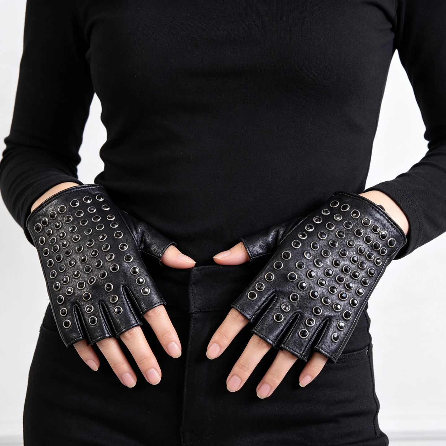 Women's Ladies 100% Real Leather Lambskin Fashion Half-Finger Fingerless Semi-finger Mitts Punk Rock Rivet Short Sports Gloves
