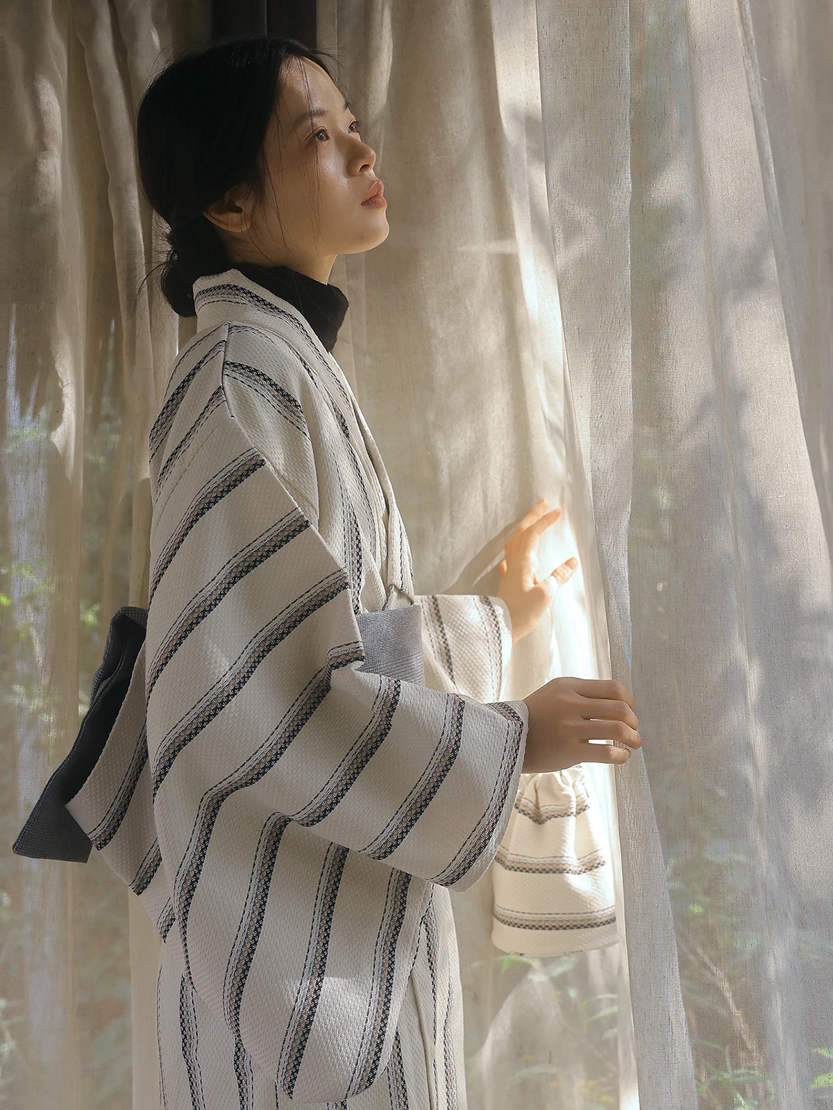 

Japanese Retro Style Striped Women's Kimono Dress Modified Yukata Photography Dress Cosplay Costume