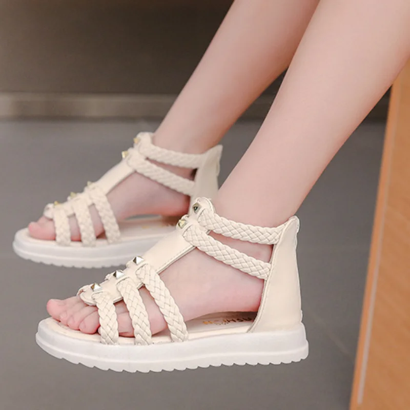 Summer Sandals for Girls 2023 New Versatile Solid Color Korean Style PU Soft Non-slip Flat Casual Weave Roman Shoes for Princess