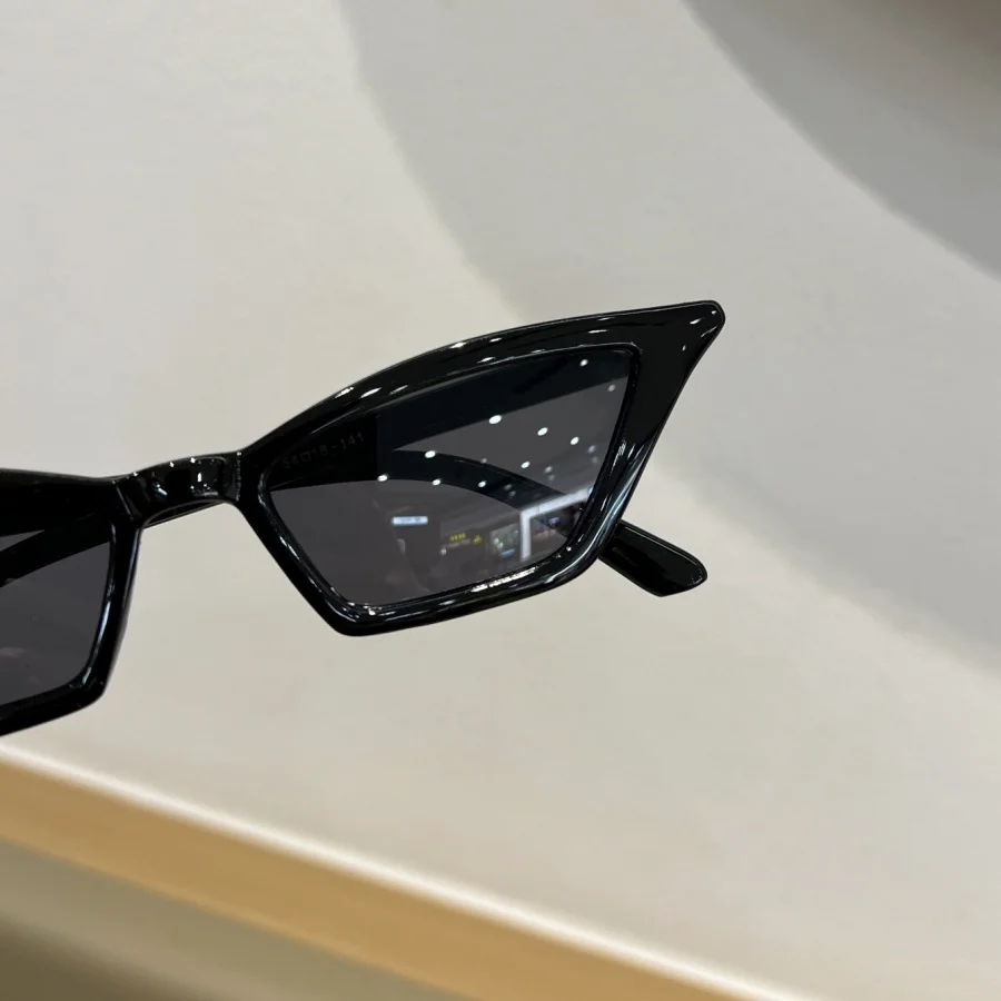 1 قطعة نظارات الموضة للجنسين جديد ريترو مثلث عين القط Y2K مهرجان الموسيقى العصرية الهيب هوب هدية عيد الجمعة السوداء اليومية في الهواء الطلق #3