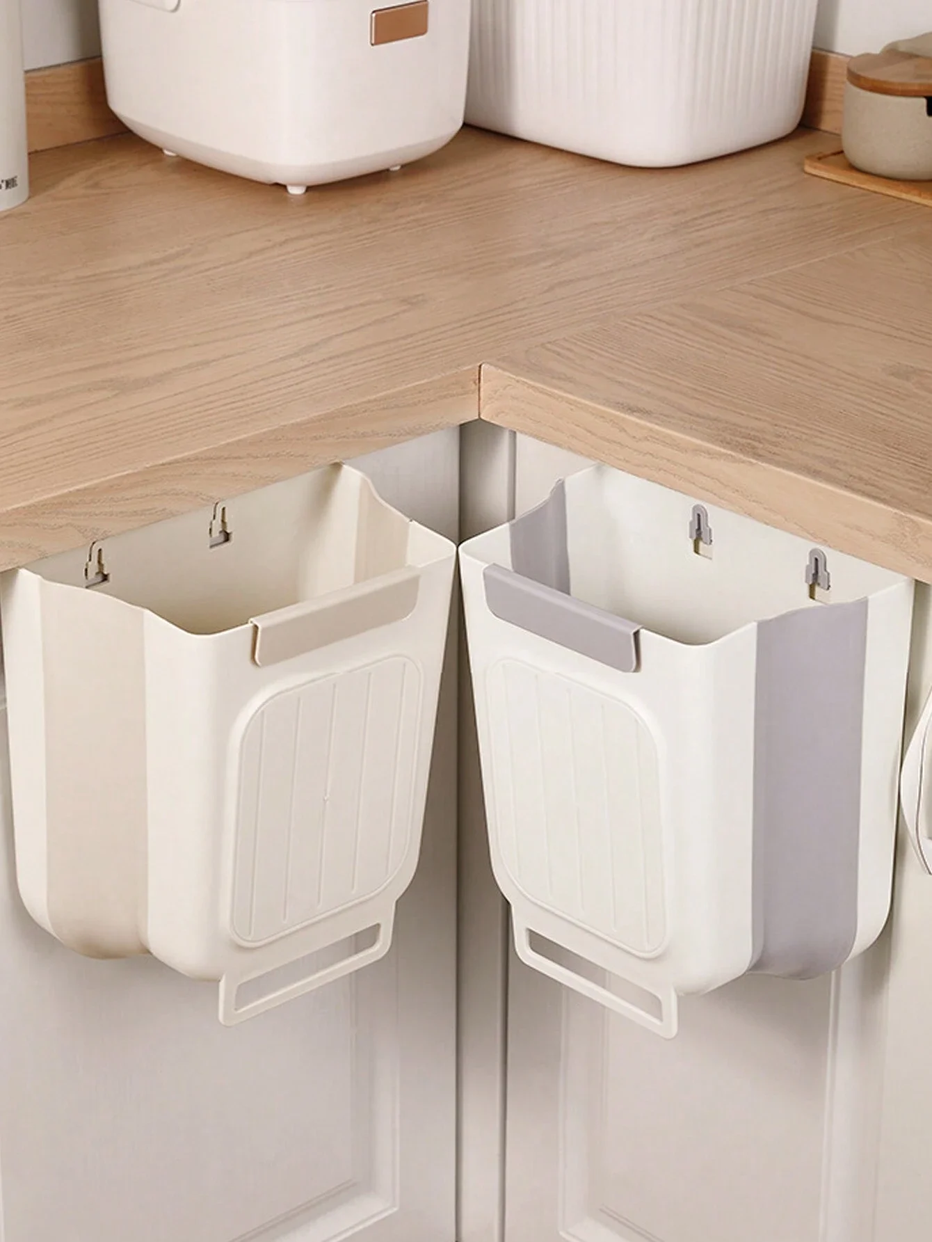 

1pc Foldable Trash Can Household Cabinet Hanging Garbage No Bending Thick Large Diameter Garbage