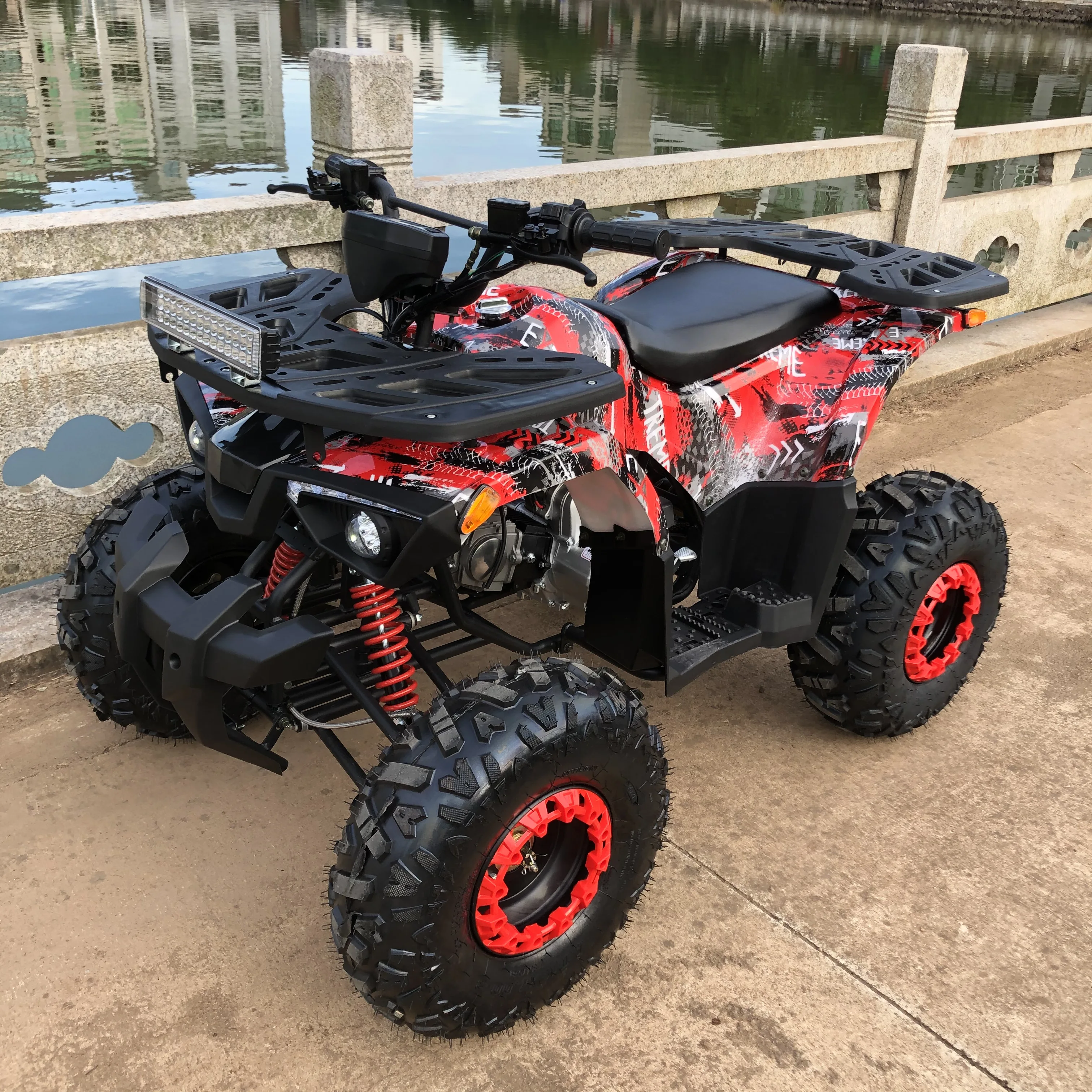 200cc Automatic 4Stroke 1Cylinder Air-Cooled ATV 4WD 4WD Chain Drive Transmission System