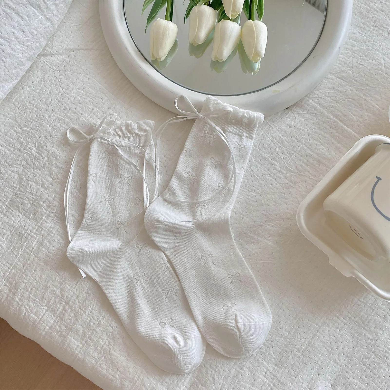 3 คู่ผู้หญิงฤดูร้อนถุงเท้าผีเสื้อโบว์กลวงออกถุงเท้าข้อเท้าลูกไม้ตัดแต่งริบบิ้นรายละเอียดสำหรับผู้หญิงฤดูร้อนแฟชั่นรองเท้า