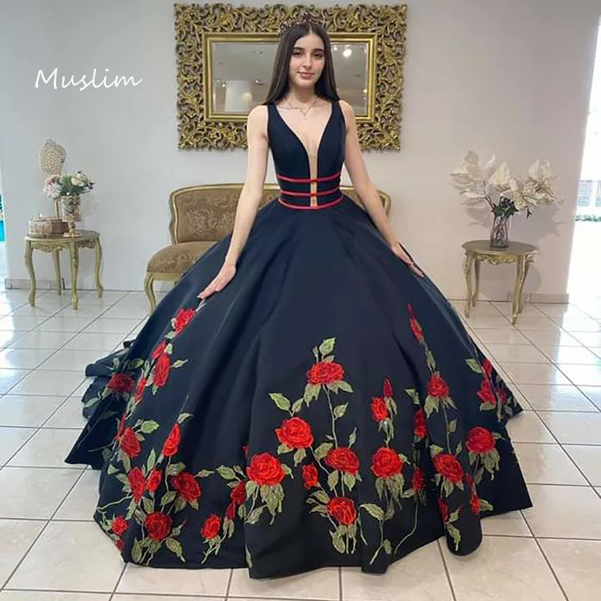 Elegant Black White Mexican Quinceanera Dresses Deep V Neck Sleeveless Embroidery Vestidos De 15 Años Birthday Xv Customized