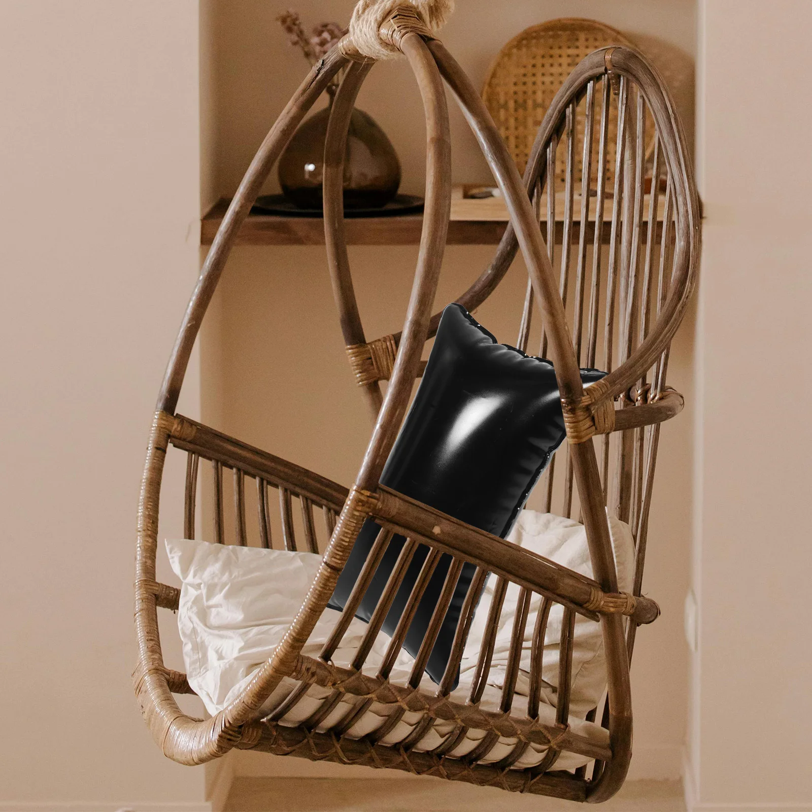 وسادة أرجوحة قابلة للنفخ من مادة PVC وسادة كرسي معلقة محمولة للتأرجح في الهواء الطلق للاستخدام الداخلي للصالة